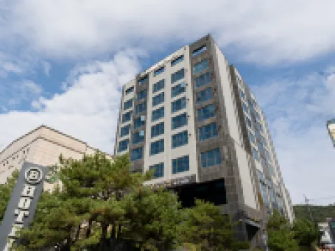 BrownDot Hotel Incheon Songdo Hotels near Memorial Hall for Incheon Landing Operation