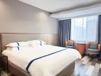 Sunshine 100 Hotel (Jilin Xi'an Road Linjiangmen Square)