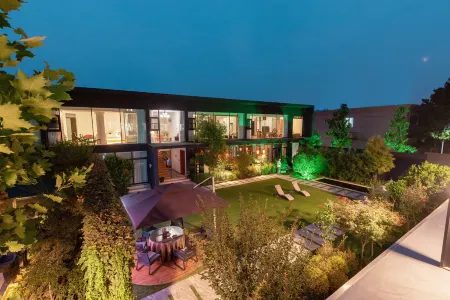 No.52 Creative Workshop Hotel (Zhengzhou Xinzheng International Airport)