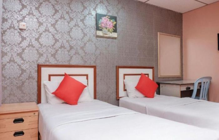 Tiara Hotel