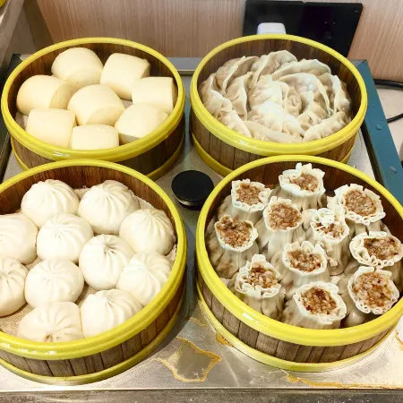Mingxi Xinyi Hotel