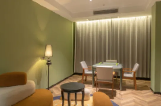 四季花園飯店 鹿寨住宿飯店