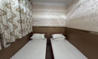 Chengyi Business Hotel