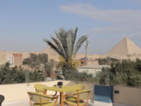 Regent Pyramids View Hotel di Cairo