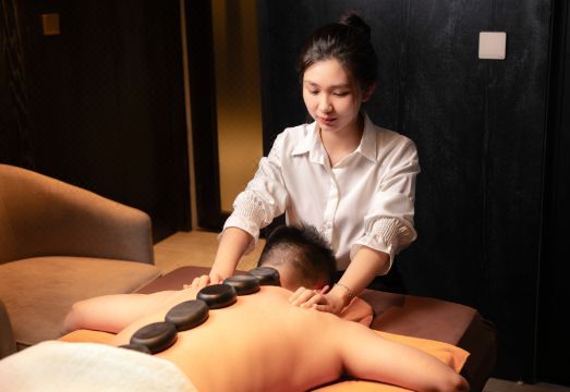 럭스 파라다이스 프리미엄 호텔 수영장