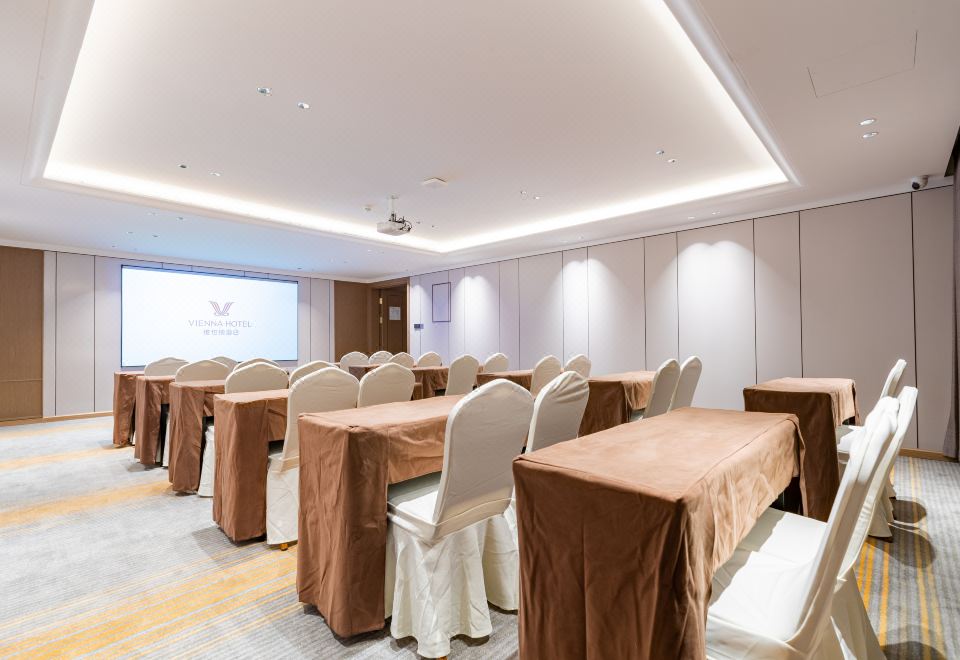 5. 비엔나 호텔 (..