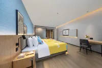 Country Inn & Suites by Radisson Hotel (Nanchang West Railway Station Guotizhongxin Subway Station) - 3-Star