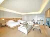 Half mountain Hotel Hotels in Mile