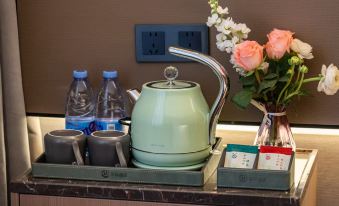 Chenji Hotel (Xili Subway Station Branch)