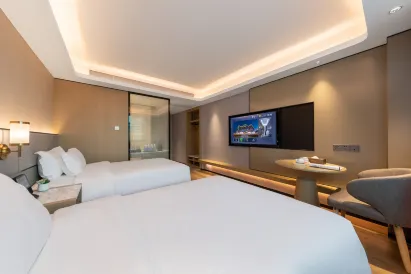 GYA Hotel (Zhuhai Airport Aviation New Town)