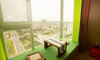 Boze Seaview Holiday Apartment (Weihai International Bathing Beach Torch 8th Street Shop)