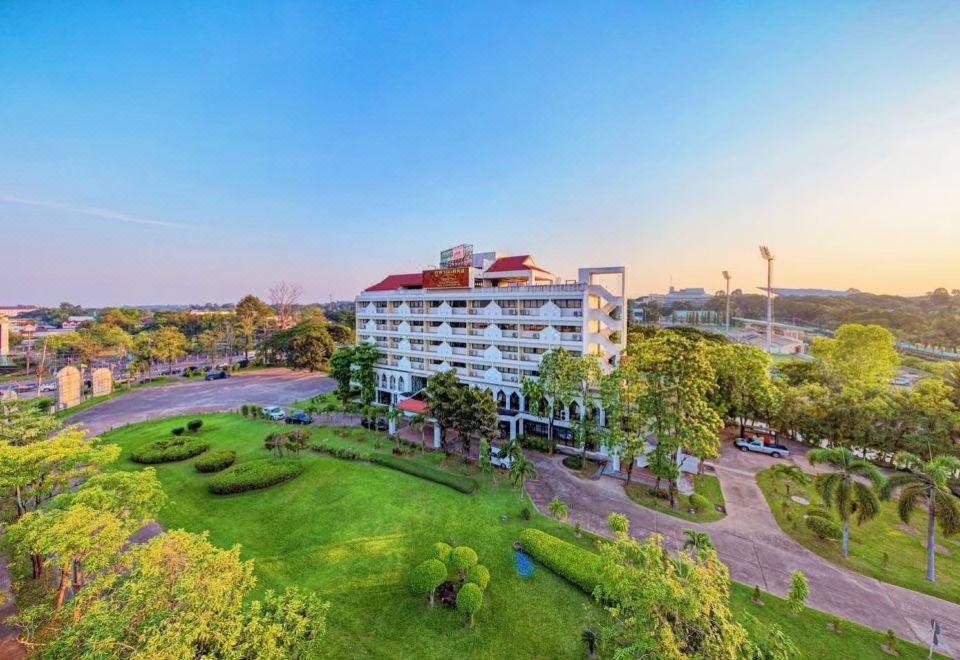 hotel overview picture