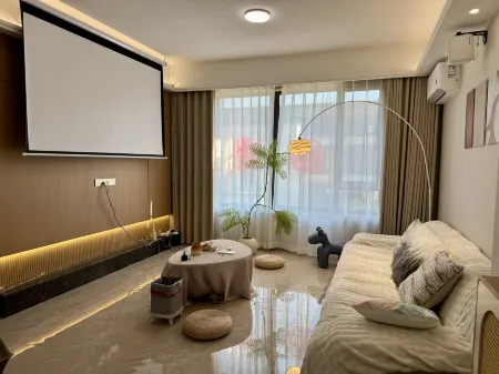 Jiuzheer Homestay (Taixing Shuizhen) Отели в г. Исянь