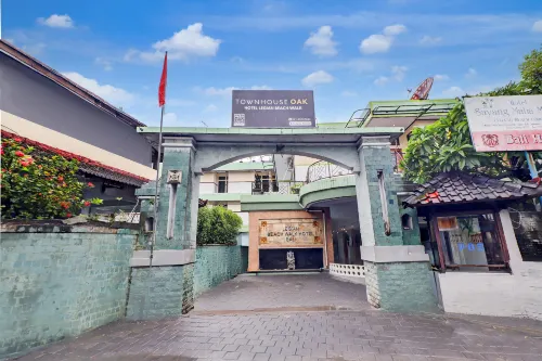 Townhouse Oak Legian Near Legian Beach Formerly Sayang Maha Merta Empfohlen Photos