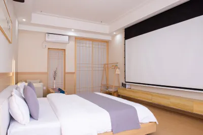 Qingpu Light Luxury Audiovisual Hotel (Longxi Gulaiwu Branch) Hotels in der Nähe von Longxi Passenger Transport Terminal