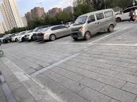 Baidali International Hotel - parking