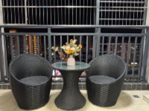 雅舍輕享公寓（開平東滙城店）