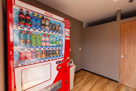 HOTEL R9 The Yard Yachimata Отели в г. Ятимата