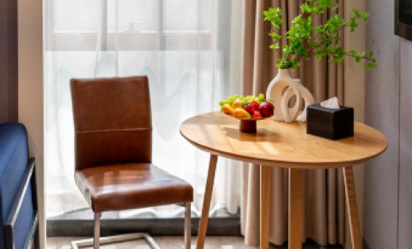 AHS Hotel (Xi'an Fengcheng 2nd Road  Youth Centre Subway Station)