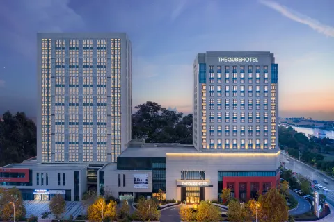THE QUBE HOTEL ANQING