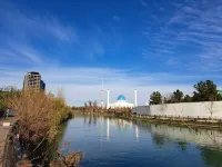 Minor River apartments