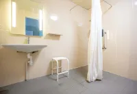 B&B Hotel Hyeres Hotels in Carqueiranne