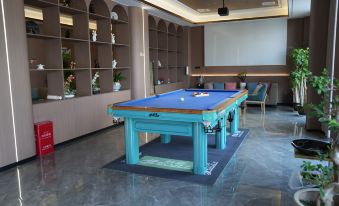 Count Business Hotel