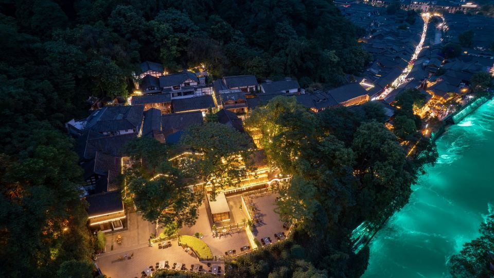 Moonlight Aquarius Homestay (Dujiangyan Scenic Area Nanqiao Branch)