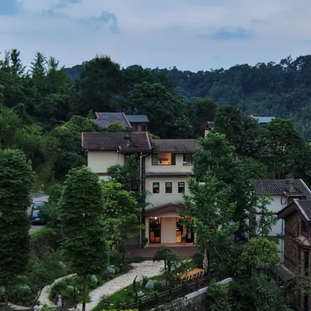Zaiyu · Qinghui Hillside Hot Spring Hideaway