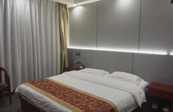 四子王旗故家連鎖酒店