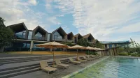 The Lucid Resort Deqing - Infinity Pools