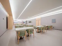 JI Hotel (Deyang Temple of Literature Square Branch) Отели в г. Дэян