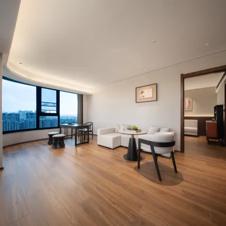 ROYGEM Hotel (Longfor Yantai Longkou Paradise Walk, Yantai)