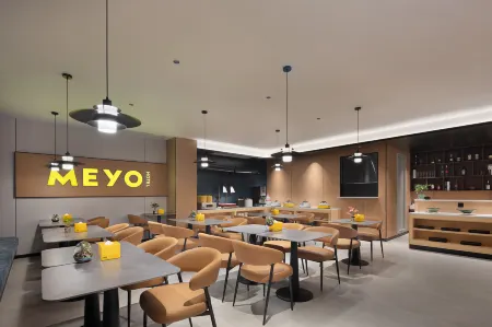 Miyoung Miju Hotel (Changsha Central South University Metro Station Branch) Отели рядом с достопримечательностью «Hunan University of Chinese Medicine»