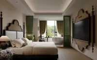 LIZA  HOTEL