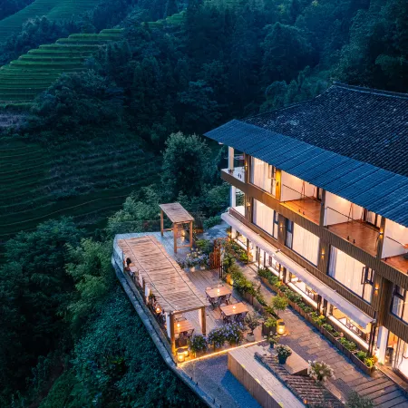 Go to see the mountain dwellers (Longji Jinkeng terraced shop)