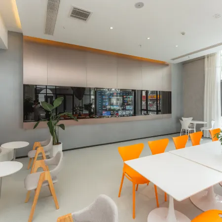 Yunju Z Youth Hotel