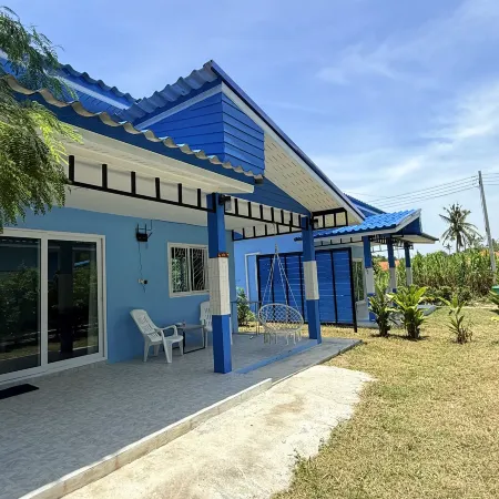 Deniz’s Temple Hideaway