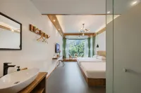 Heart of Forest Homestay - สระว่ายน้ำส่วนตัว