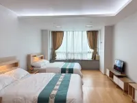Cozy House Hotels near Muuido