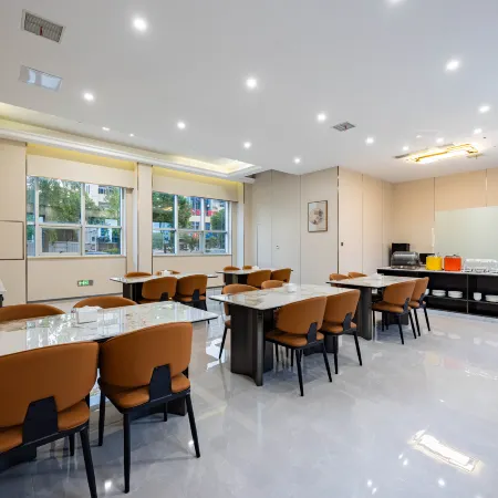 Yuemeicheng Hotel (Linhai Yintai City)