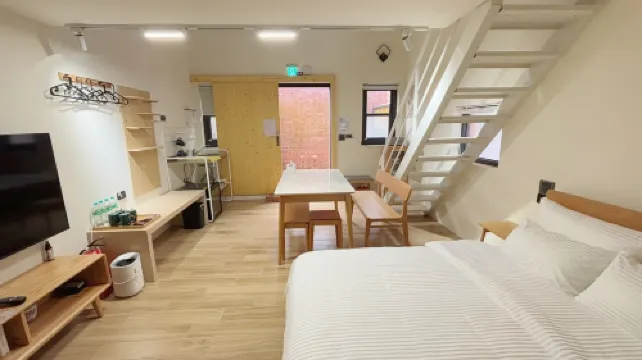 鹿厝回家民宿（獨立包棟）