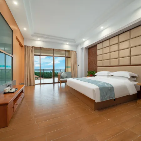 GEM Hotel (Dongfang Haitang Park)