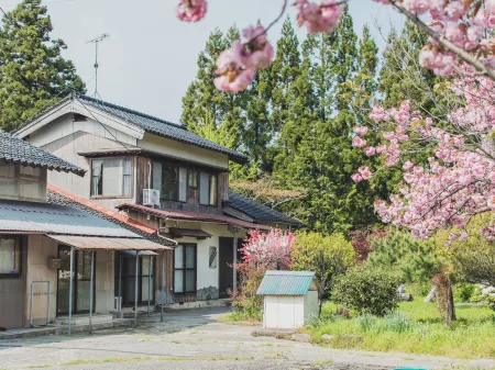 Sado Island Kominka Private Villa – Active Art Hotel with Japanese Garden