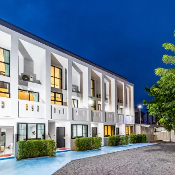 Phuket Leisure Time Hotel