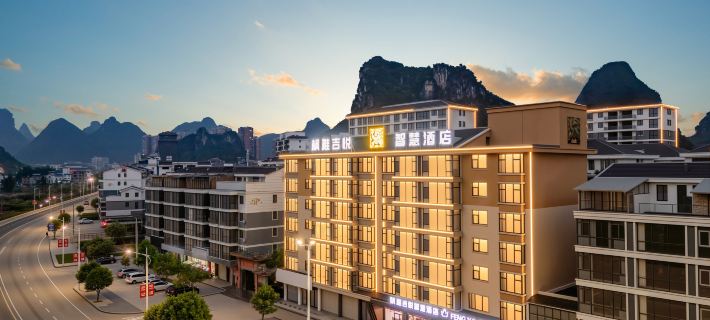 Fengya Jiyue Smart Hotel (Luocheng Chenglong Lake Park) Hotels in Luocheng