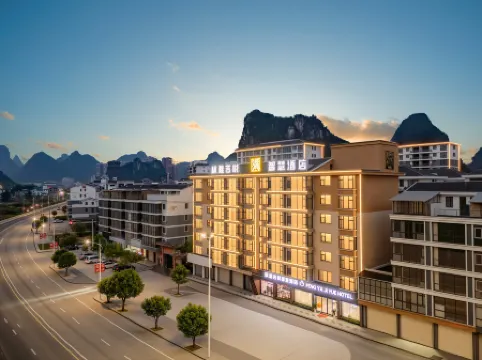 Fengya Jiyue Smart Hotel (Luocheng Chenglong Lake Park)