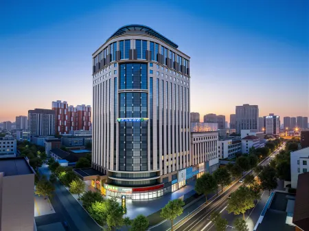 Yeyuchen E-sports Audio-Visual Hotel (Baoding Railway Station Zhili Governor's Office)