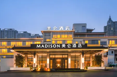 Madison Hotel of Pangdonglai on Jinsui Avenue in Xinxiang