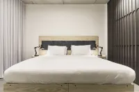 Mr Todd Hotel